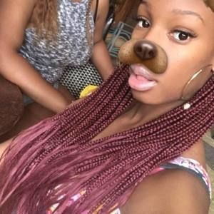 Meet your Posher, Kay